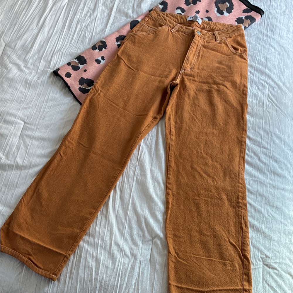 RSQ Women's Straight Leg Pants in Tan